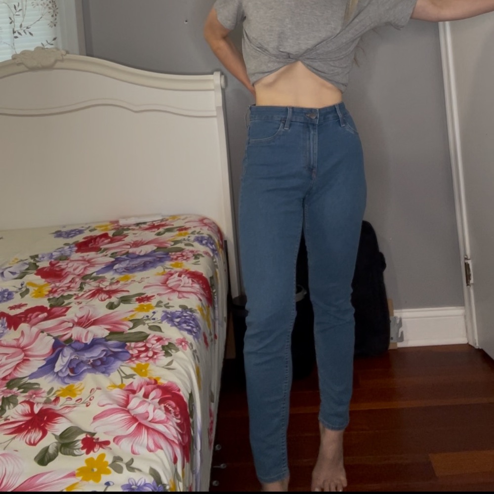 Jeans - Picture 7 of 9